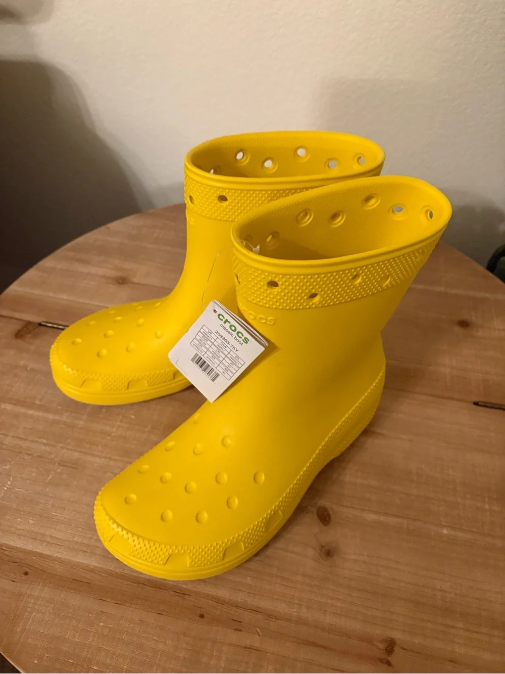 CROCS ✨brand new